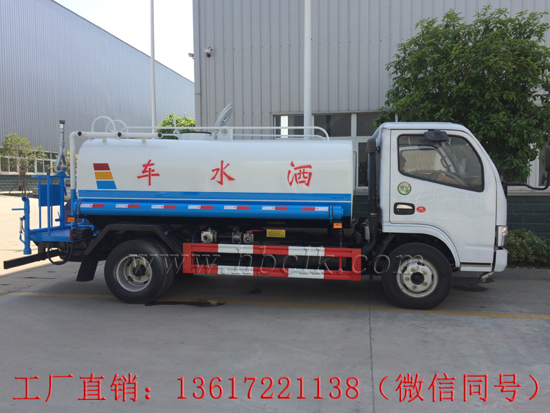 東風小多利卡灑水車5立方